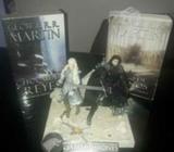 2 libros games of thrones mas figuras funko